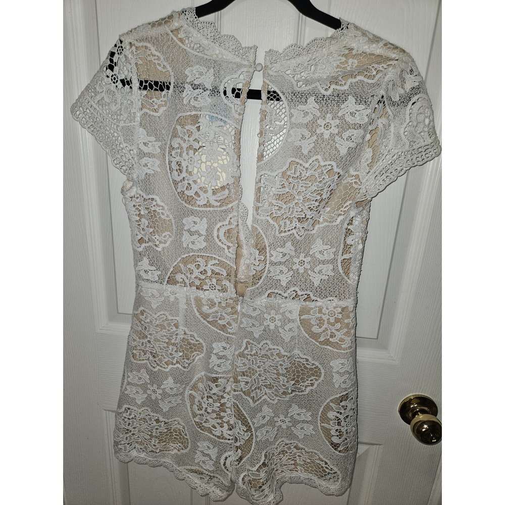 Promesa White Lace Plunging V-Neck Bridal Romper Boho Size Medium Lined